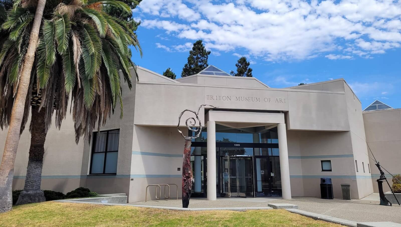 The Triton Museum on a sunny day, one of the best things to do with families in Santa Clara.