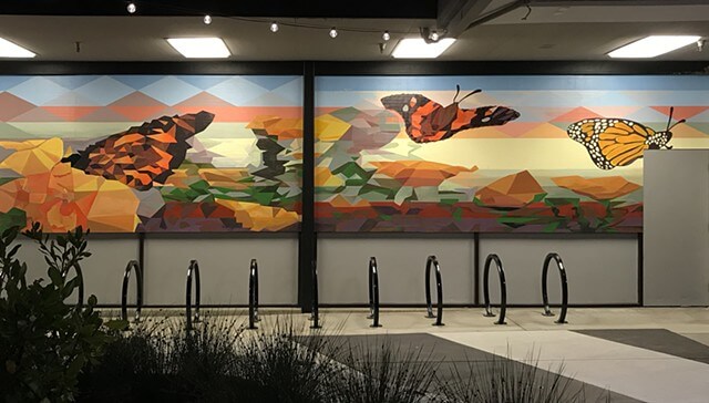 mariposa shopping center mural