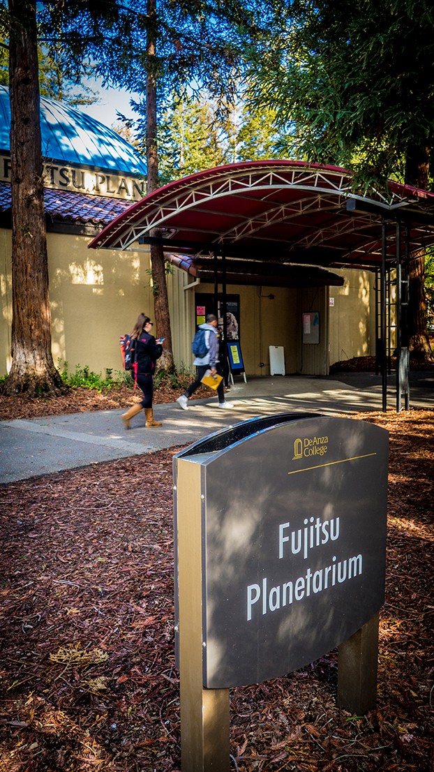 De Anza College Fujitsu Planetarium